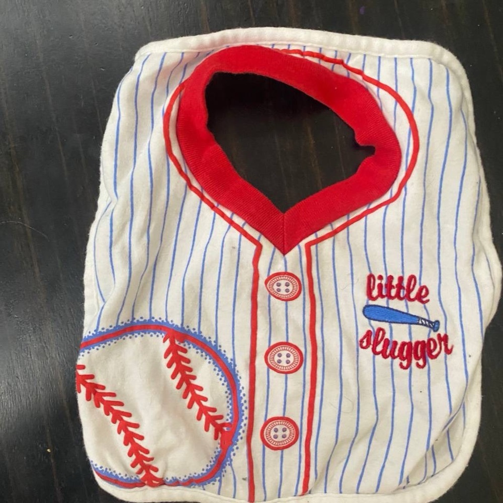 Baby boy’s wearable bib 6-18 Month